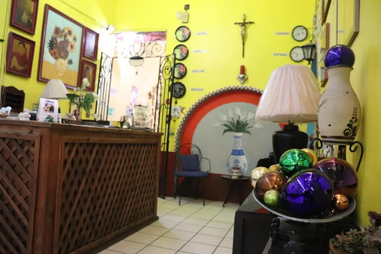 Hostel Casa Zalaoui Guadalajara Konukevi